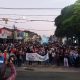 Docentes en protesta realizaron asamblea en el mástil de Posadas