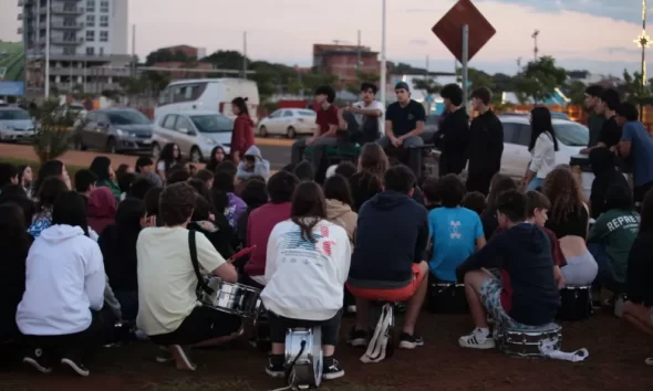 Colegios tienen luz verde para iniciar mañana ensayos de la Estudiantina