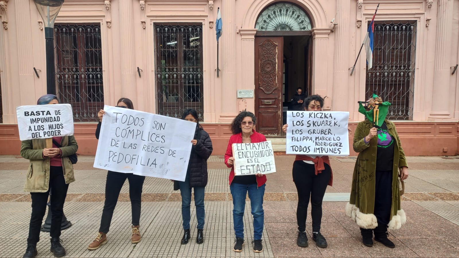 Tras caso Kiczka, convocan marcha contra redes trata y pedofilia en Posadas