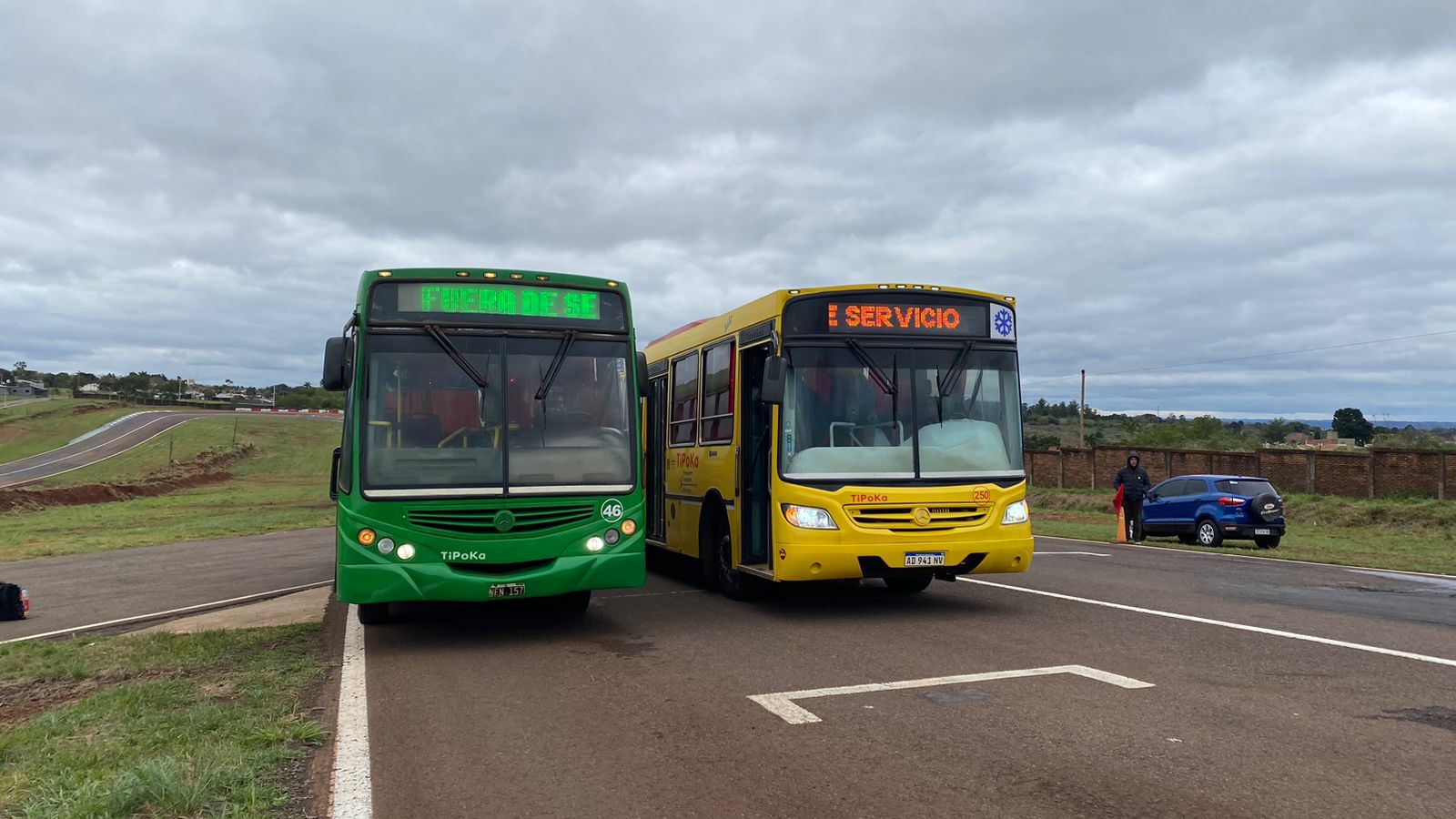 Capacitan en conducción segura a choferes del Servicio Integrado de Transporte