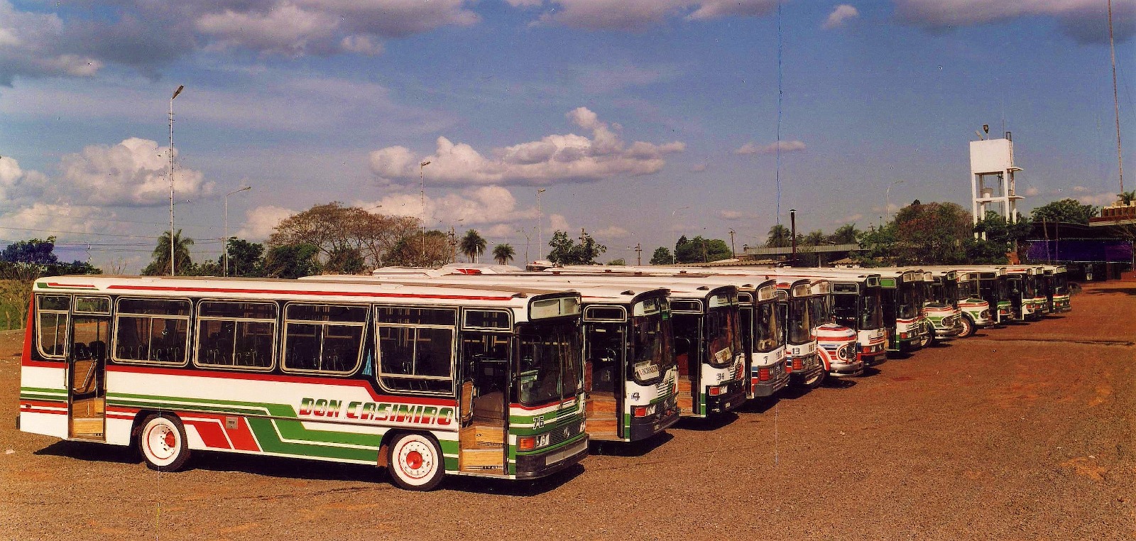 Don Casimiro celebró 60 años al servicio del transporte en Misiones