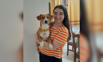 Un perro rescatado del abandono se transformó en el embajador de Animal World