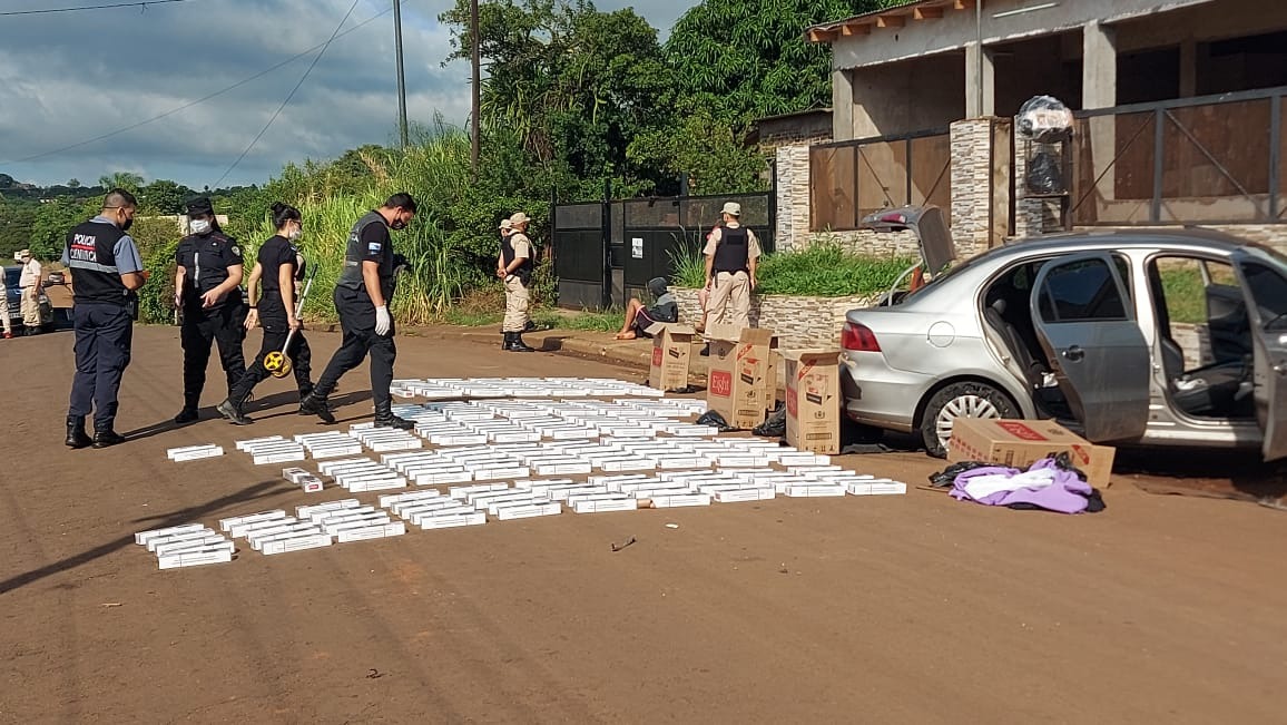 ex policía contrabando